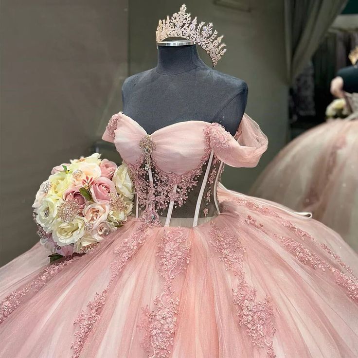 Glitter Pink Off the Shoulder Quinceanera Dresses Ball Gown Prom Dress Crystal Appliques Lace Tull Sweet 16 Vestidos 15 De XV Anos      cg25059