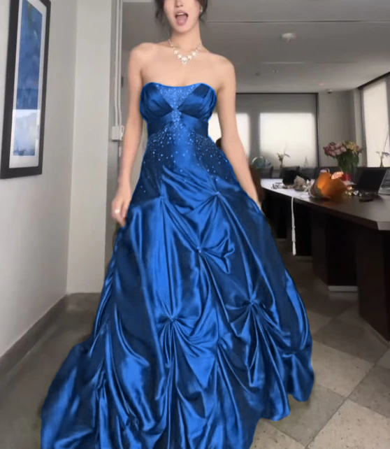 Long Green Satin Sleeveless Party Dress Formal Gown