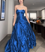 Long Green Satin Sleeveless Party Dress Formal Gown