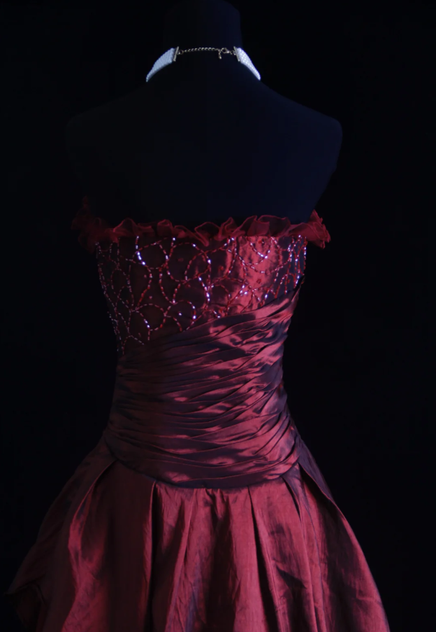 Vintage Burgundy Strapless Satin Tulle Beaded A Line Long Evening Dress Birthday Prom Gown