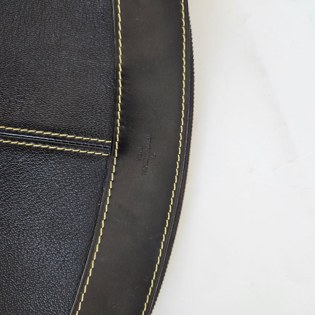 Louis Vuitton Black Suhali Lockit Clutch bag