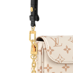 Louis Vuitton M83091 Wallet on Chain Ivy