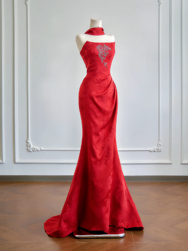 Red strapless, fitted waist, slimming, and sexy long ball gown R8169