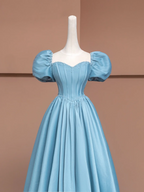 Blue puff-sleeved, fitted, long, elegant ball gown R8491