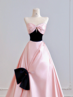 Light pink strapless fitted waist slim-fitting ball gown with a full skirt R8201