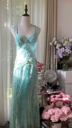 Light blue halter-neck, fitted, backless, long ball gown R7762