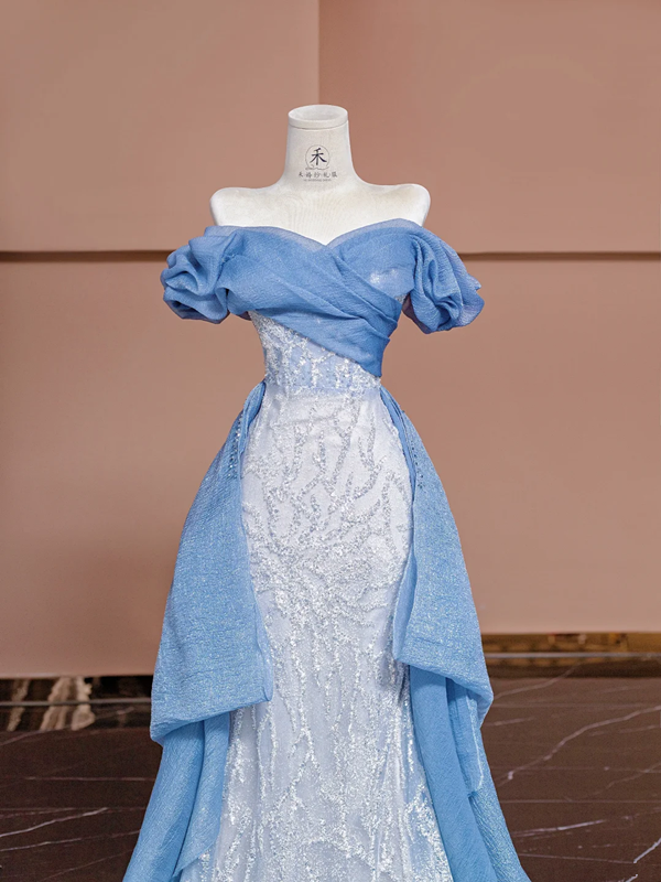 Light blue off-the-shoulder fitted long ball gown R8379