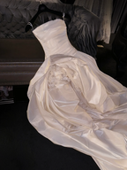 White halter-neck satin fitted waist ball gown/bridal dress R8804