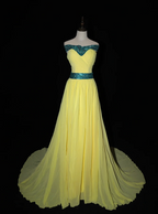 Yellow off-the-shoulder floor-length ball gown with a cinched waist and elegant temperament; bridal gown R7290