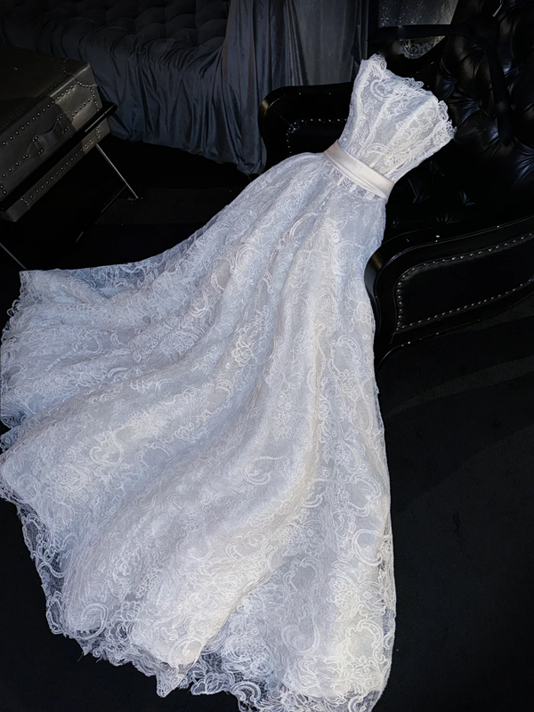White lace strapless dress with a fitted waist and A-line skirt, long ball gown/bridal dress R8745