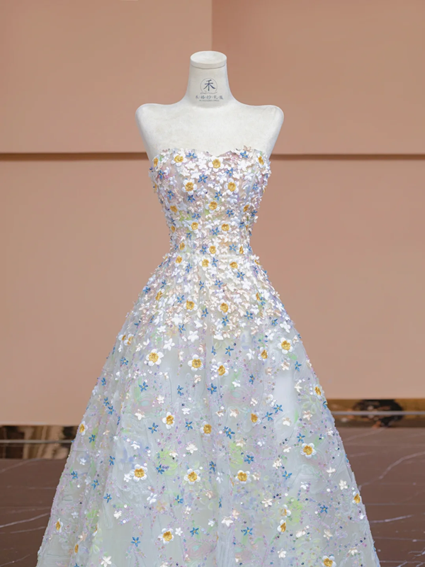 Light blue strapless fitted bodice with floral skirt, ball gown/bridal dress R8347