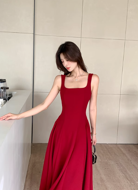 Red square neck suspender dress niche high-end a-line long dress certificate dress R1478