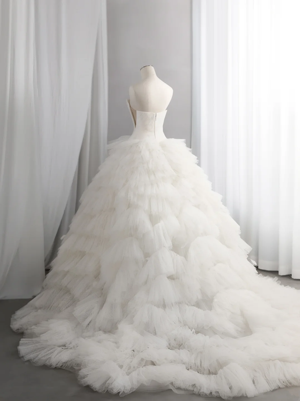 White strapless fitted waist slim-fitting ball gown/bridal dress R8438