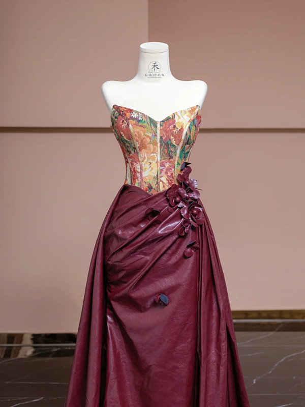 Vintage oil painting floral strapless cinched waist patchwork burgundy long ball gown, bridal dress R8321