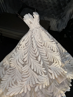 White floral halter-neck fitted long ball gown/bridal dress R8779