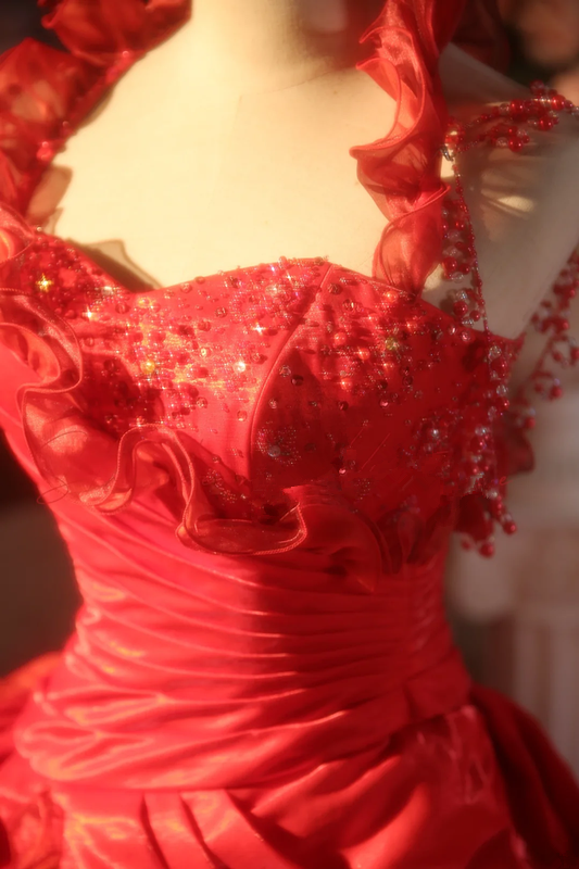 Red Halter-Neck Waist-Cinched Puffy-Hem Ball Gown, Bridal Gown R7336