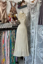 Light apricot sleeveless fitted waist long ball gown R7503
