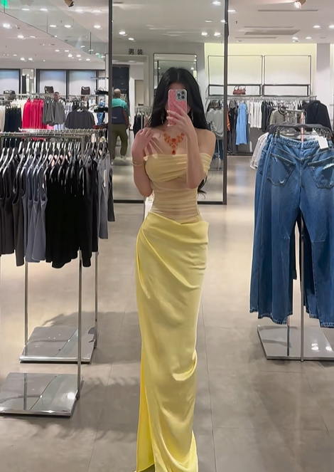 Light yellow off-the-shoulder waist-cinching sexy long prom dress R7912