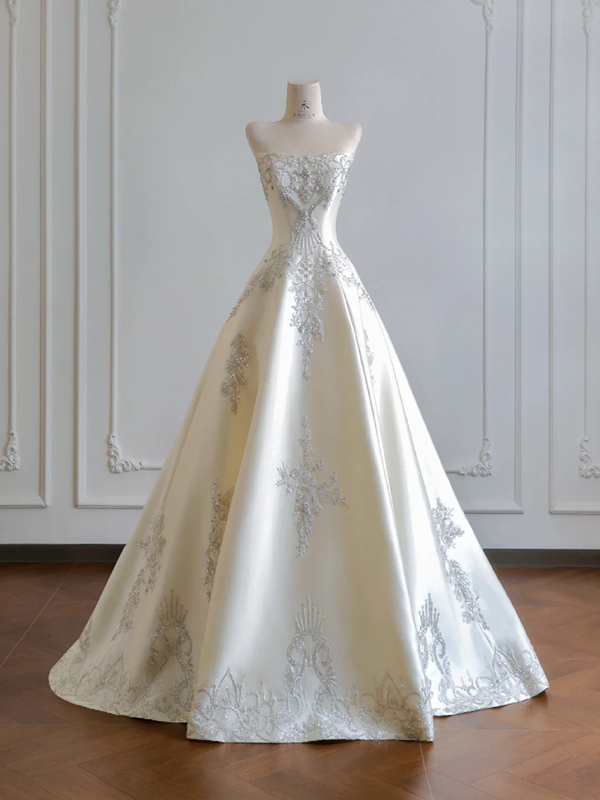 Light champagne color strapless fitted A-line long ball gown/bridal dress R8191