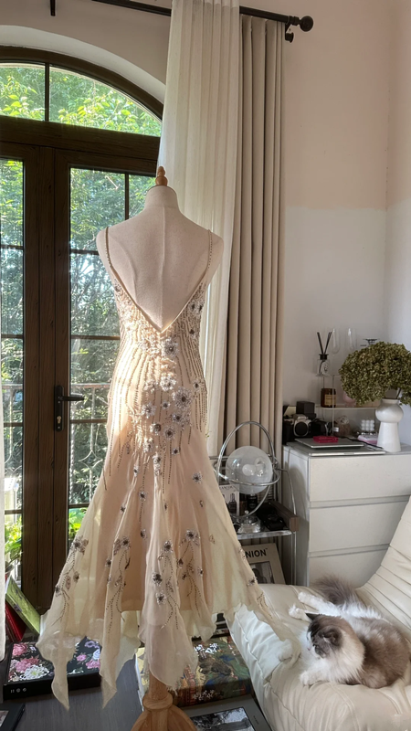 Light apricot halter-neck fitted waist slim-fitting irregular hem long ball gown R7771