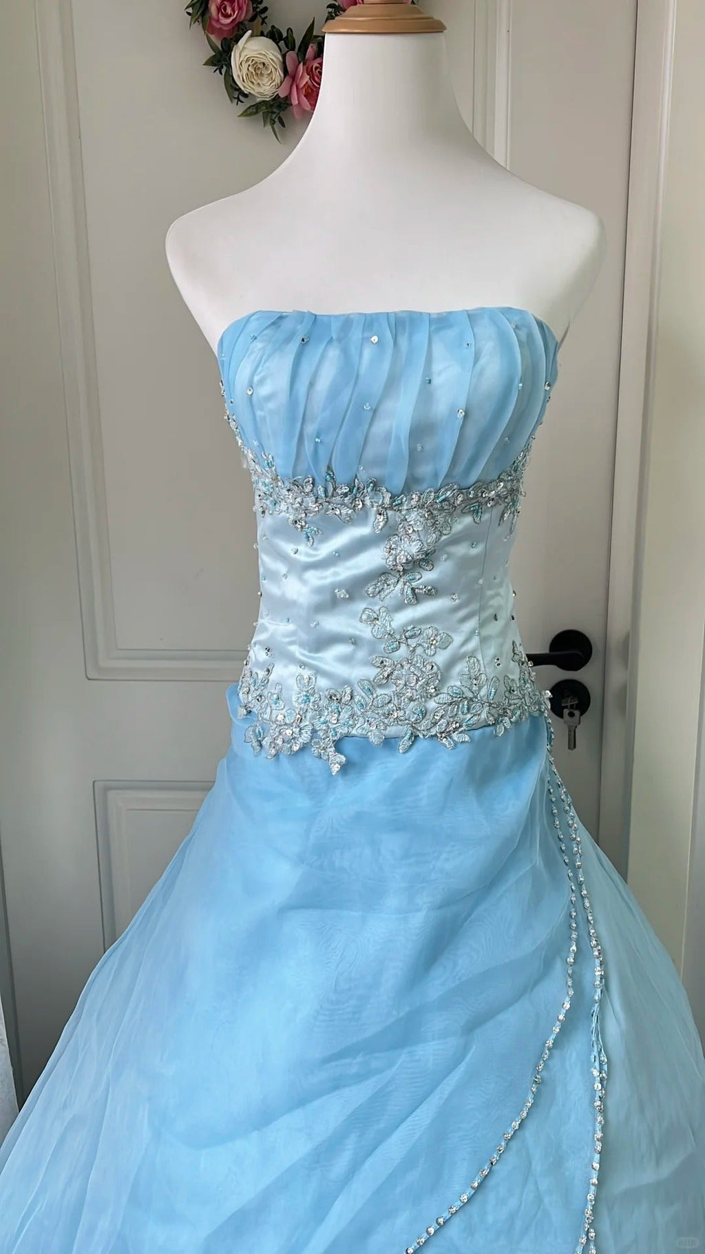 Dreamy Princess Blue Strapless Embroidered Tulle Ball Gown Evening Dress Sweet 16 Dress cc5348