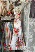 White dress with red retro print, halter neck, fitted waist, long and sexy ball gown R7506