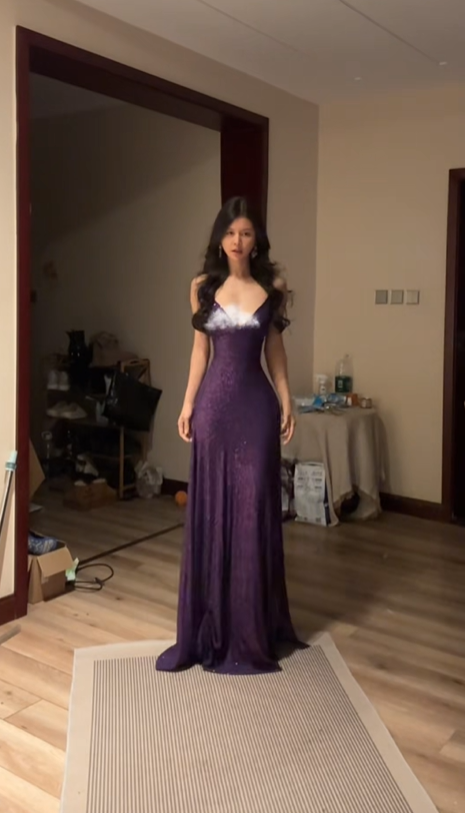 Purple halter-neck fitted long sexy ball gown R7546