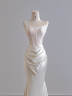 White strapless, fitted waist, bodycon long sexy ball gown/bridal dress R8182