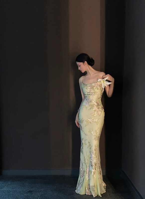 Light green spaghetti‑strap printed waist‑cinched slim‑fit sexy bodycon long prom gown R8014