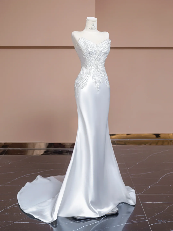 White strapless fitted waist bodycon long ball gown/bridal dress R8299