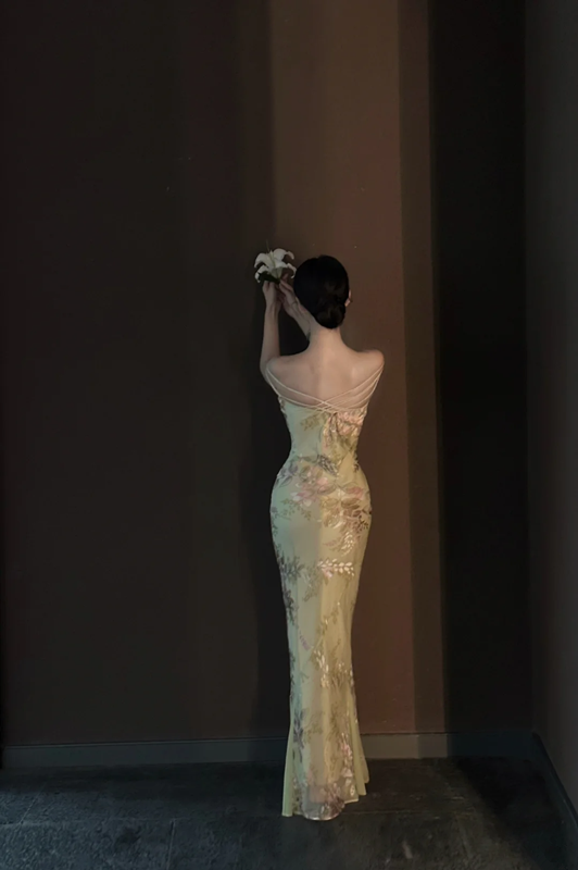 Light green spaghetti‑strap printed waist‑cinched slim‑fit sexy bodycon long prom gown R8014