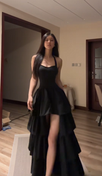 Sexy long black halter-neck, fitted waist, and asymmetrical tiered skirt for a ball gown R7776