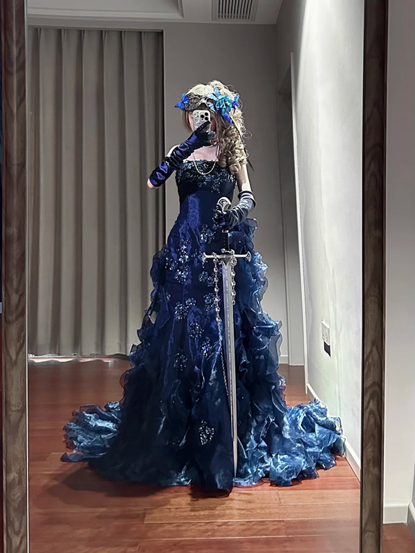 Blue strapless fitted long ball gown R8633