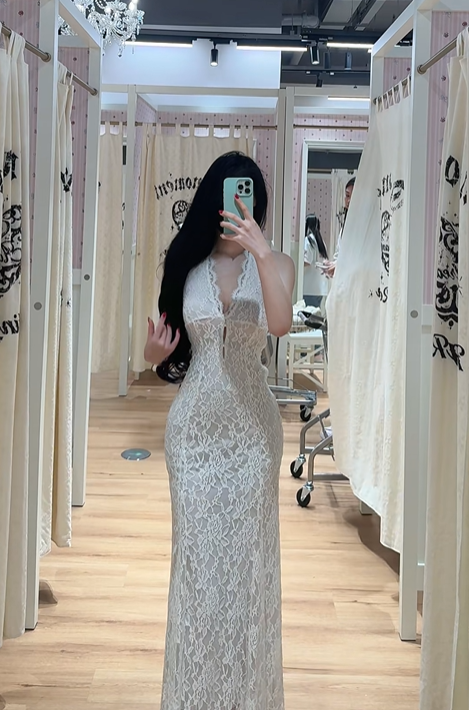 White halter-neck lace fitted waist elongated ball gown R7896