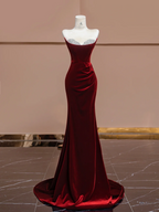Red strapless, fitted, long, sexy ball gown/bridal dress R8358
