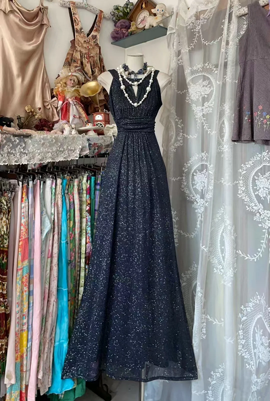 Navy blue sleeveless fitted waist sequined elegant long ball gown R7857