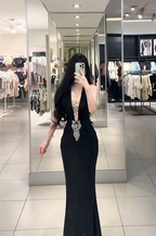 Black halter neck, fitted waist, bodycon, sexy fishtail skirt, long ball gown R7898