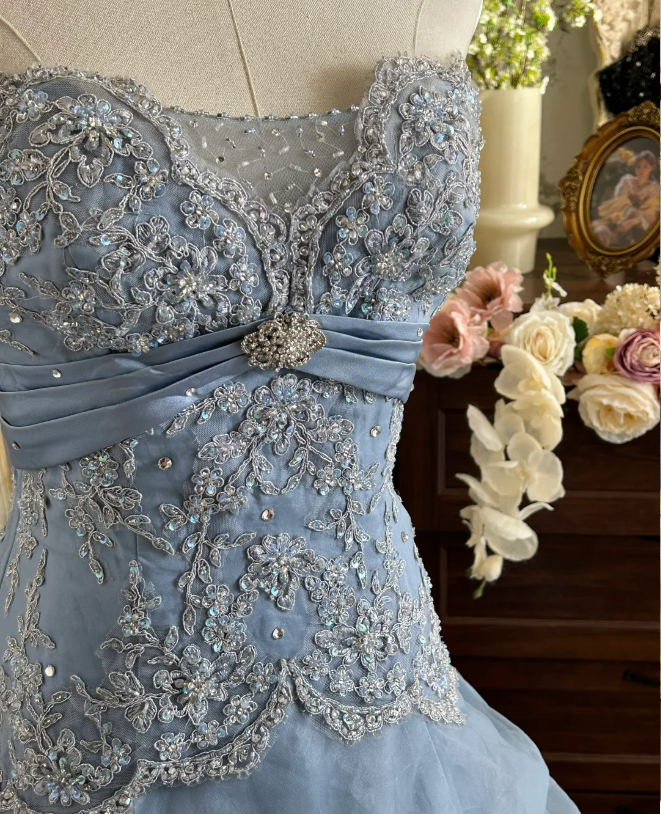 Vintage Princess Light Hazy Blue Strapless Lace Embroidered Tulle Ball Gown Evening Dress cc5377