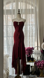 Deep red strapless, fitted waist, bodycon, sexy long ball gown R7709