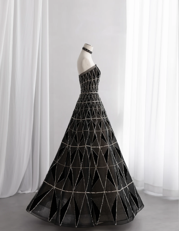 Gorgeous Black Tulle Sequin Beaded Long Birthday Party Dress Strapless Prom Dress SP1517