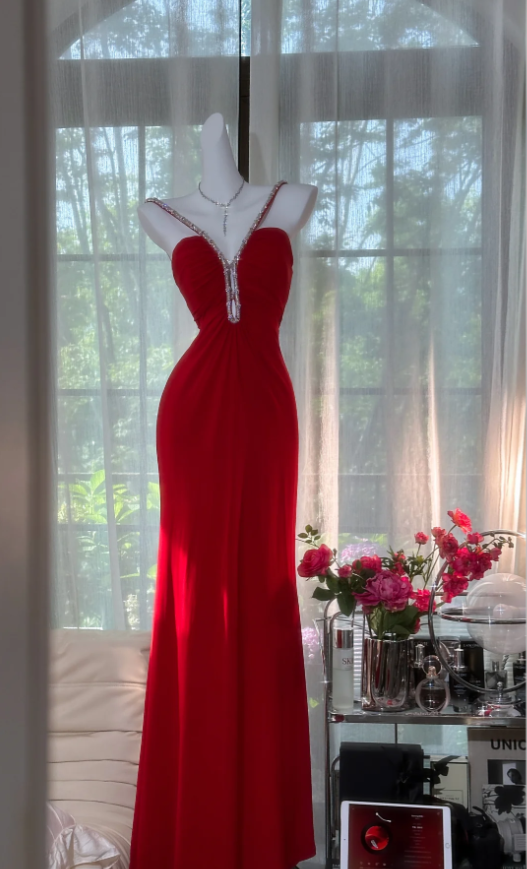 Charming Red Spaghetti Straps Chiffon Beaded Mermaid Evening Dress Backless Long Prom Gown
