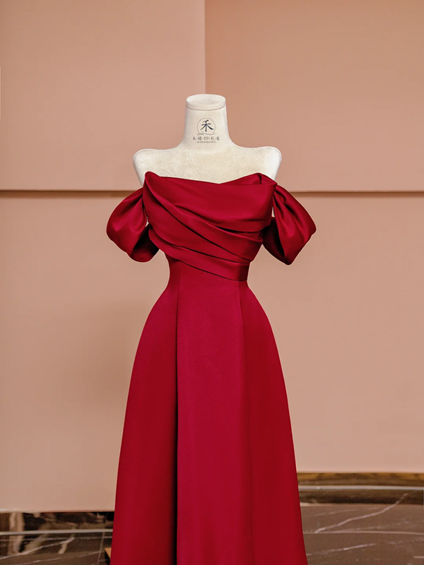 Red off-the-shoulder fitted long elegant ball gown/bridal dress R8422
