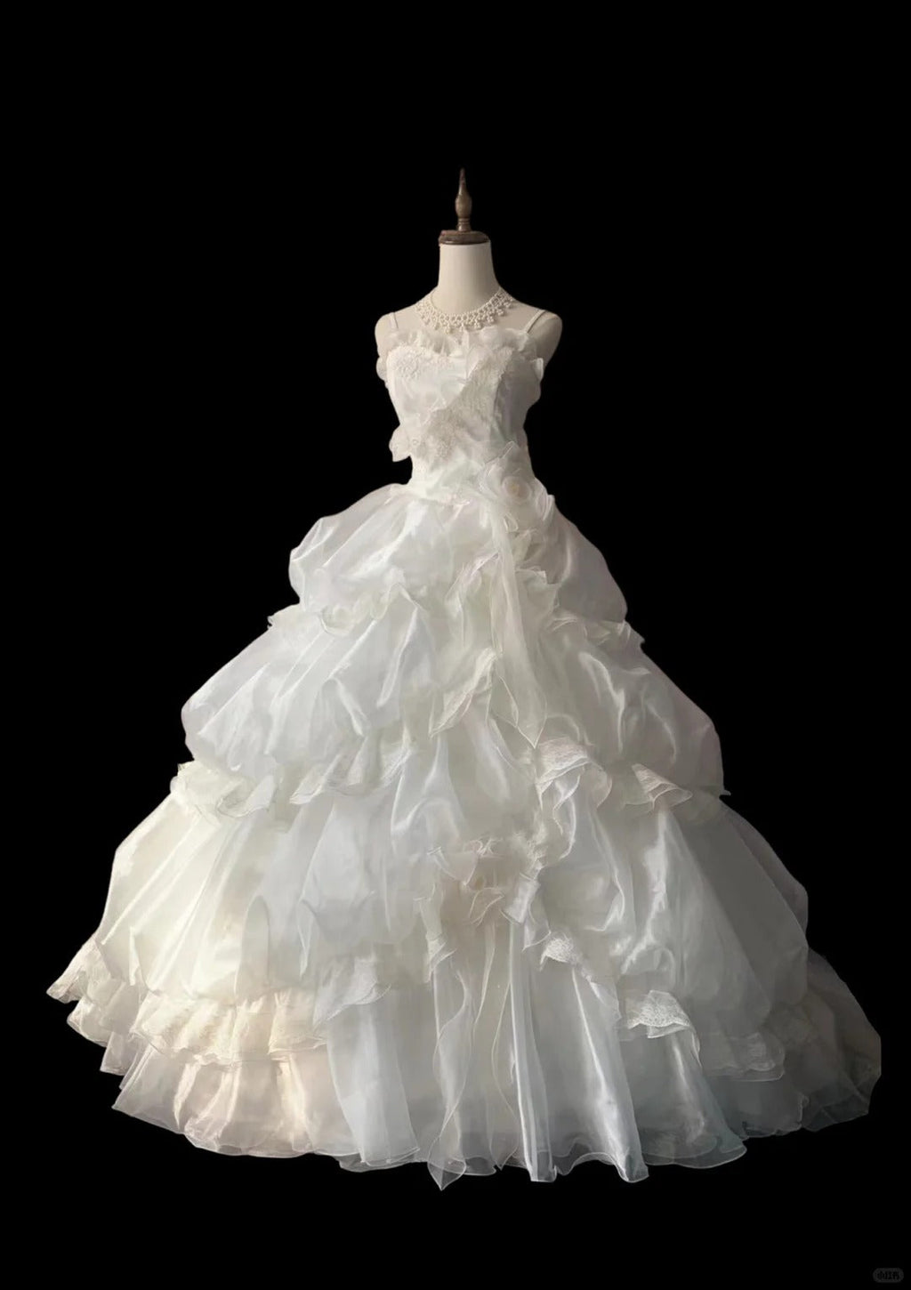 A Line Lace White Wedding Dress Sleeveless Long Princess Evening Dress   cg25935
