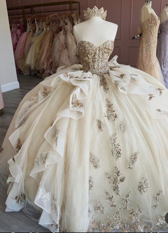 Quinceanera Dresses Lace Applique Tulle Ball Gown Birthday Party Sweet 16 Dresses