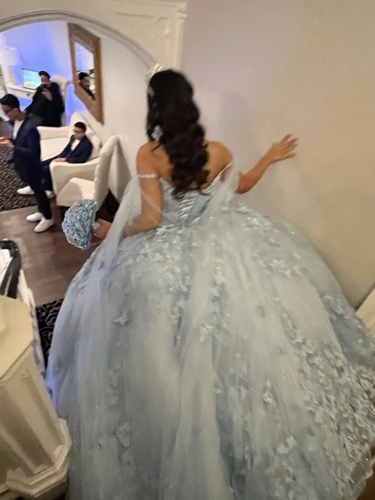 Light Blue Appliques Tulle Lace Quinceanera Dress Ball Gown