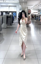White halter-neck, fitted, low-cut, sexy midi-length ball gown R7781