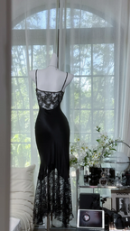Black halter-neck fitted bodycon long ball gown R7631