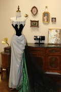 Silver-neck black bodice waist-cinching silver skirt sexy and elegant prom dress R7943