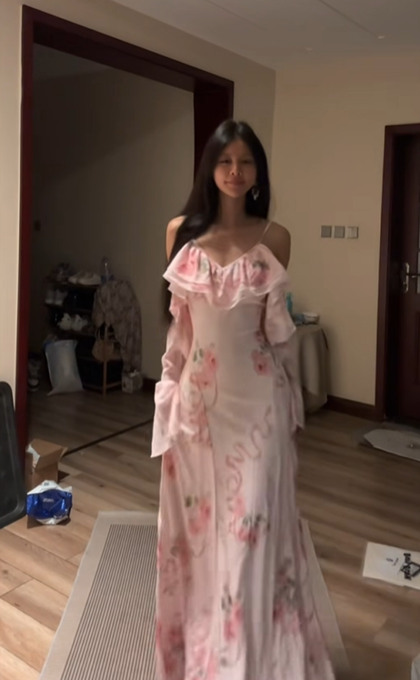 Light pink floral print halter top, fitted waist, sexy long ball gown R7596