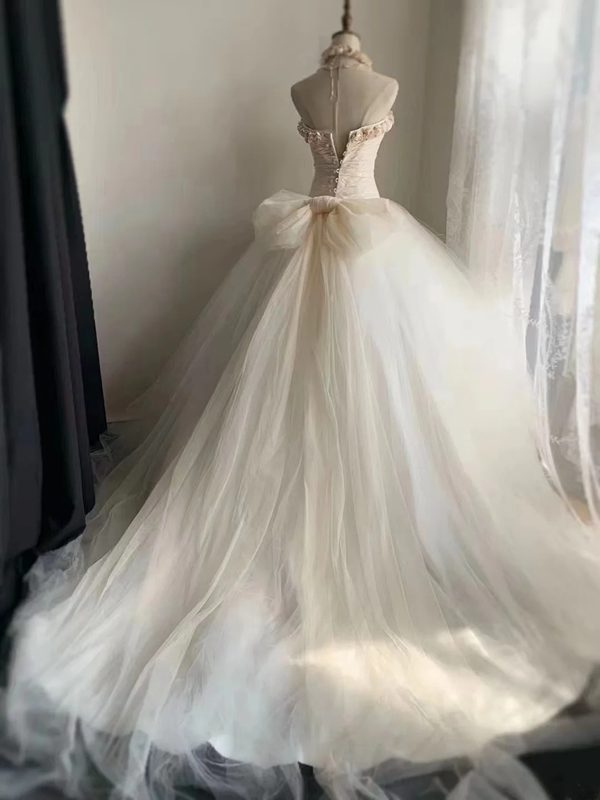 Tea-colored strapless waist-cinching ruched white ballgown long prom dress R7950